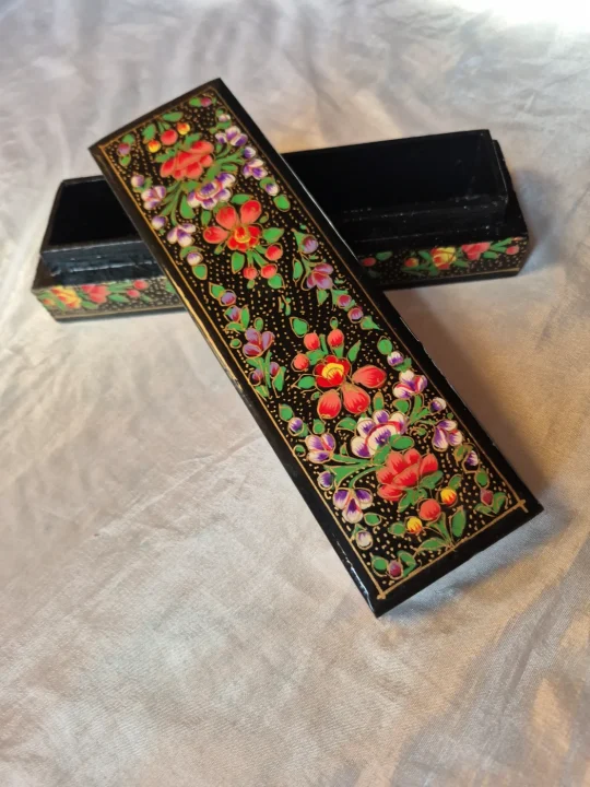 Posh Kashmiri Black Paper Machie Pencil Box
