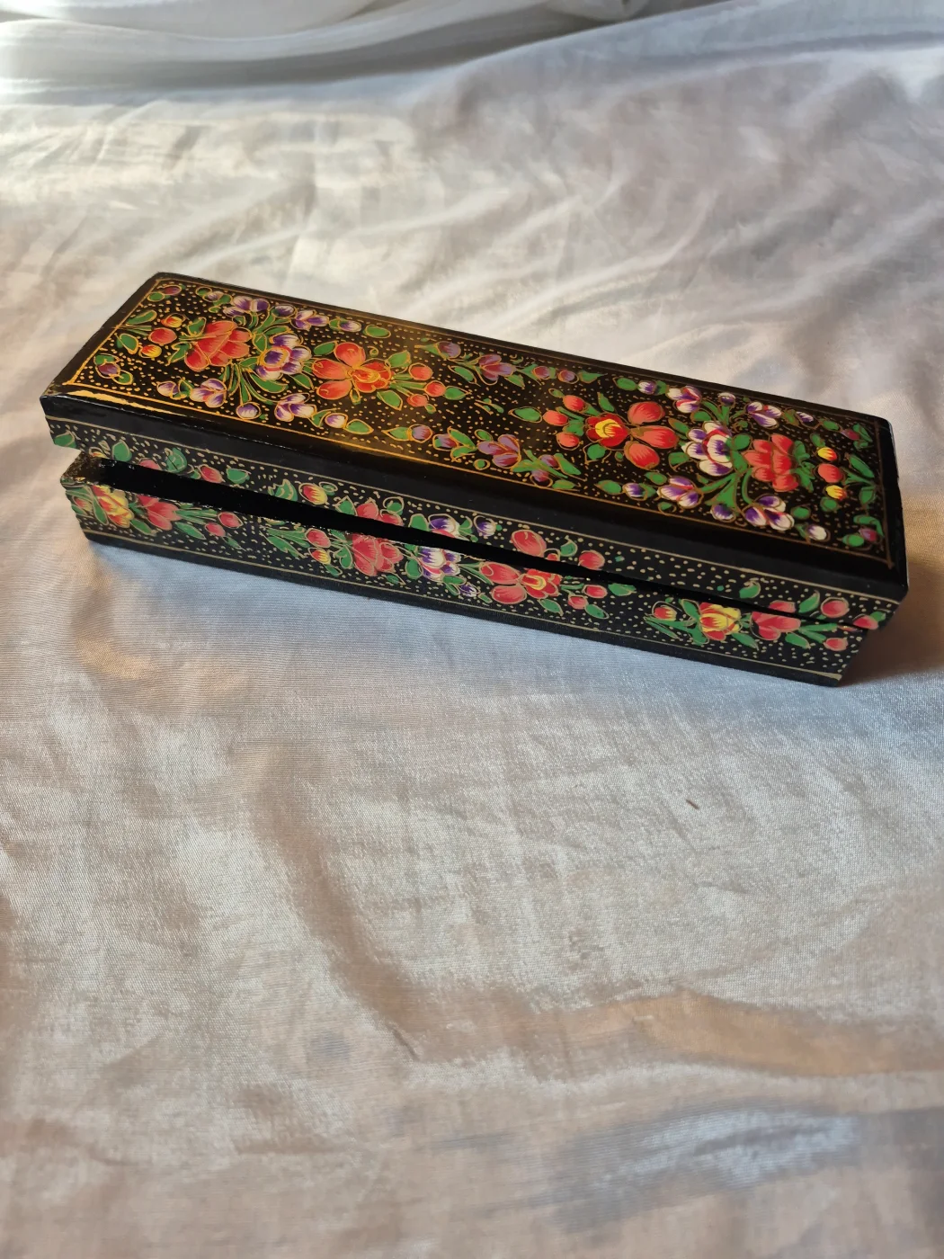 Posh Kashmiri Black Paper Machie Pencil Box - Image 2