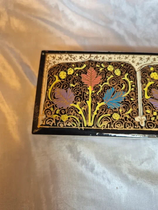 Kashmiri Paper Machie Black Pencil Box Shahnaz - Image 3