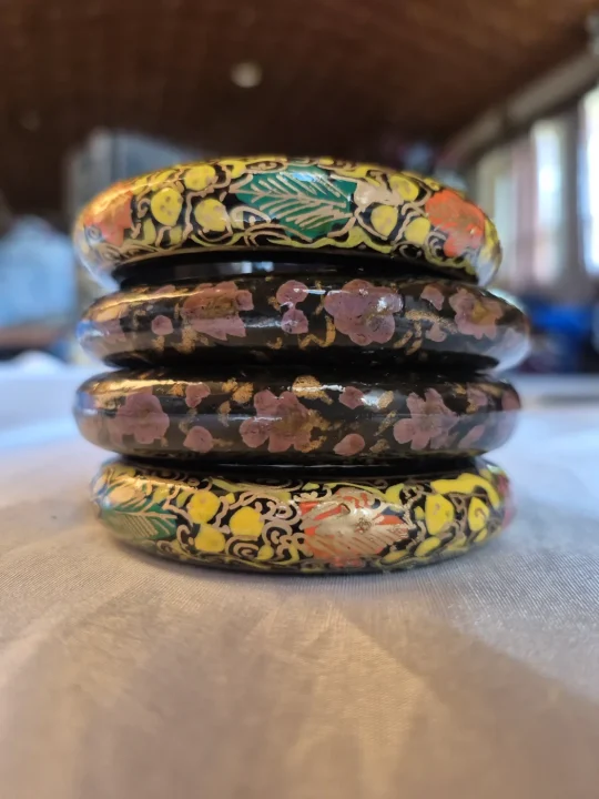 Traditional Danishta Kashmiri Paper Machie Bangles - Set of 4 - Image 3