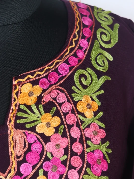 Kashmiri Pheran Sana In Cashmilon wool With Aari Embroidery | Plum - Image 3